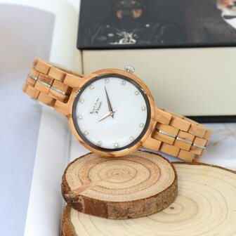 dames horloge hout