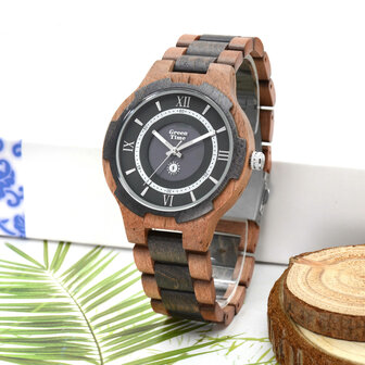 wood watch solar